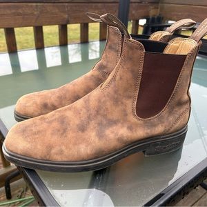 Blundstones Men’s Size 10 US